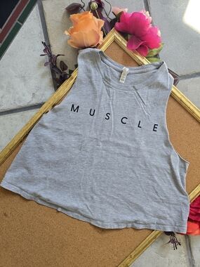 💪 2/$15 LFT Clothing Co. Gray Muscle Cropped Tank Top
